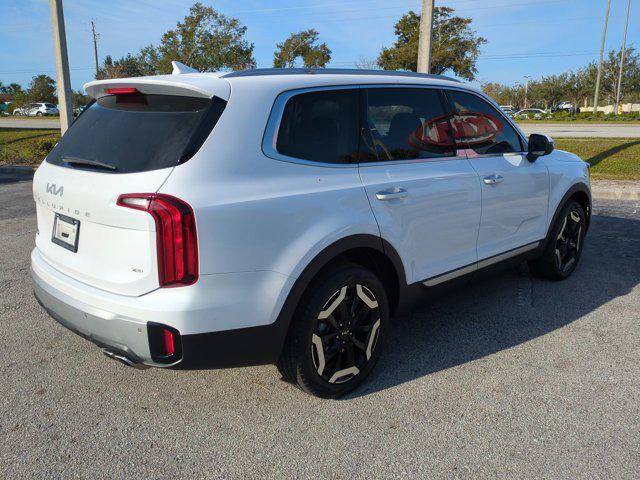 used 2023 Kia Telluride car, priced at $33,991