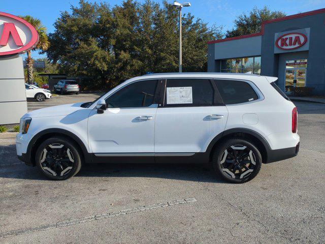 used 2023 Kia Telluride car, priced at $33,991