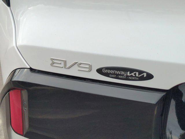 new 2026 Kia EV9 car, priced at $61,726