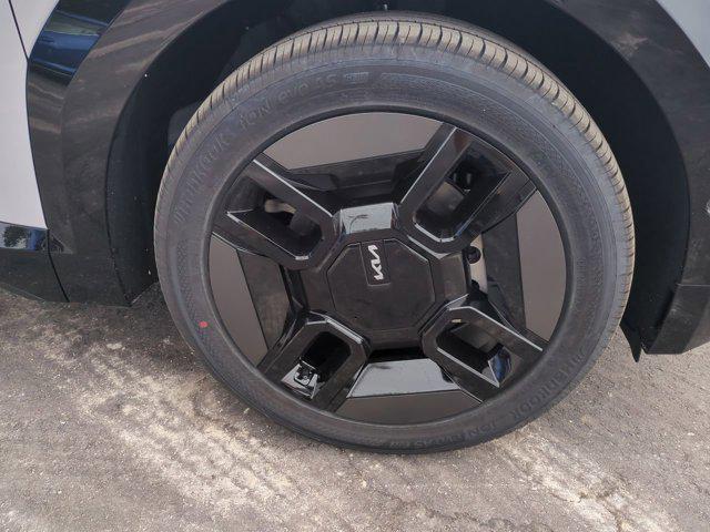 new 2026 Kia EV9 car, priced at $61,726