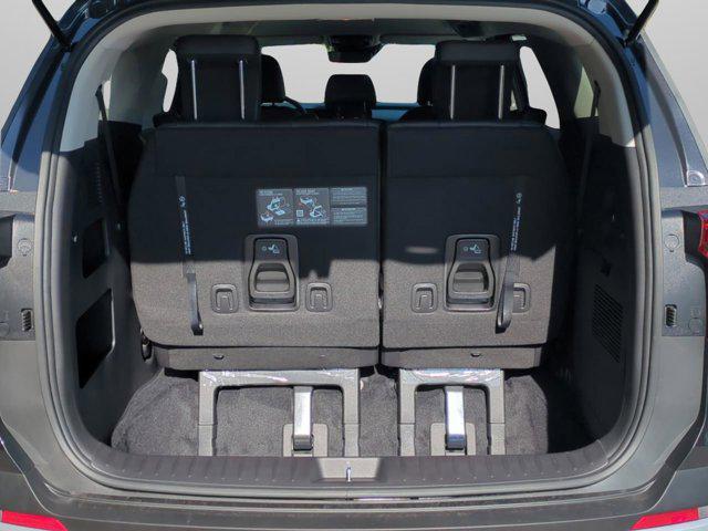 new 2025 Kia Carnival car, priced at $37,923