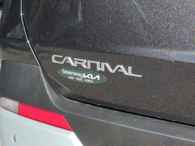 new 2025 Kia Carnival car, priced at $37,923