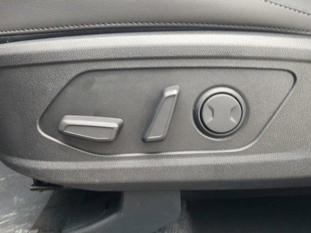 new 2025 Kia Sorento car, priced at $35,067