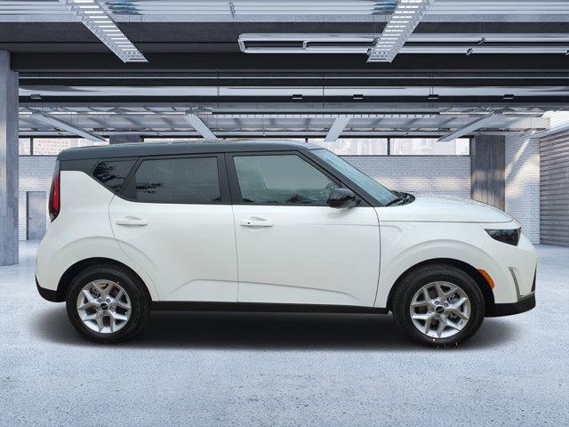 new 2025 Kia Soul car, priced at $23,540