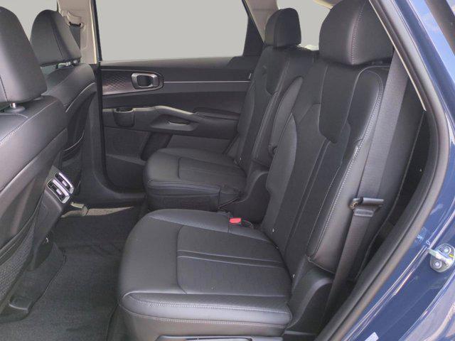 new 2025 Kia Sorento car, priced at $37,211