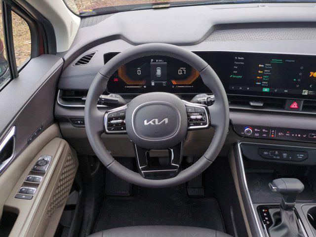 new 2025 Kia Carnival car, priced at $42,008