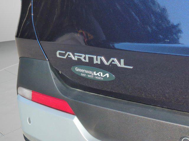 new 2026 Kia Carnival Hybrid car, priced at $42,646