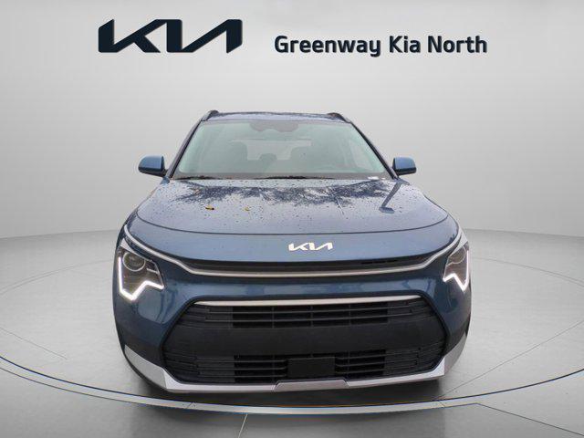 new 2025 Kia Niro car, priced at $28,301