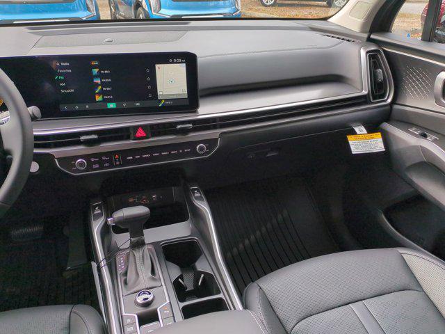 new 2025 Kia Sorento car, priced at $36,152