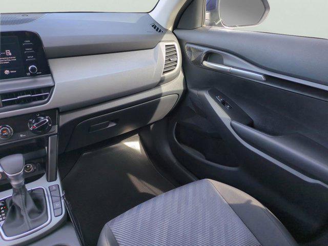 new 2025 Kia Seltos car, priced at $23,672