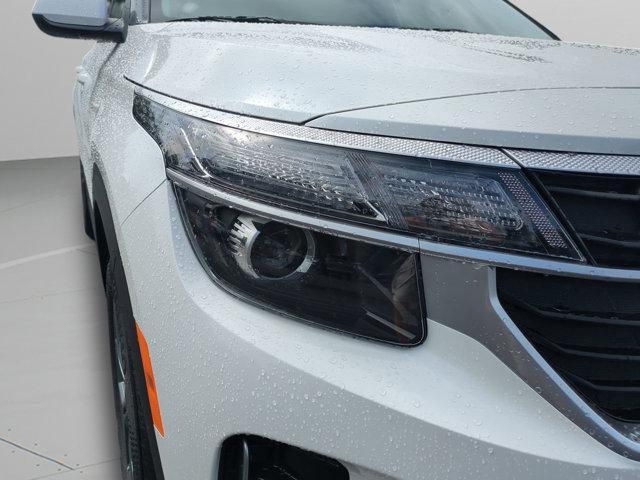new 2025 Kia Seltos car, priced at $24,043