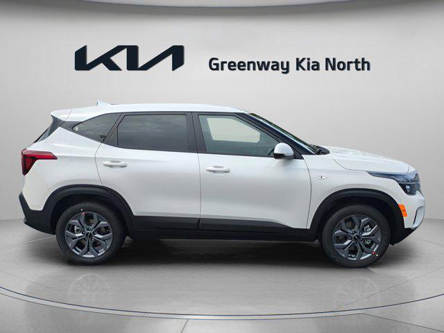new 2025 Kia Seltos car, priced at $24,043