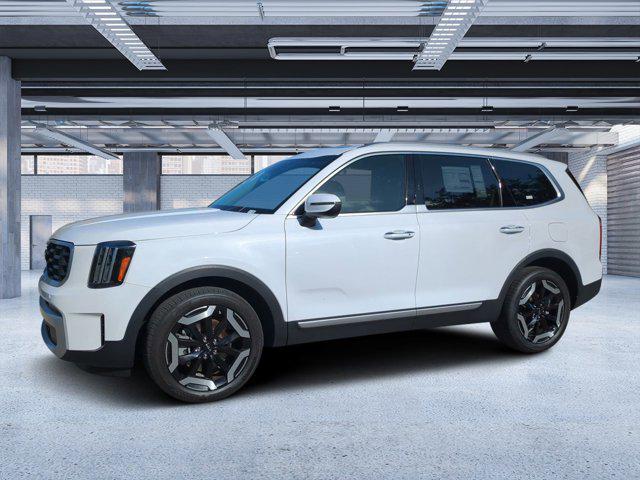 new 2024 Kia Telluride car, priced at $40,129