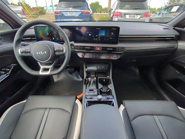 new 2025 Kia K5 car, priced at $29,322