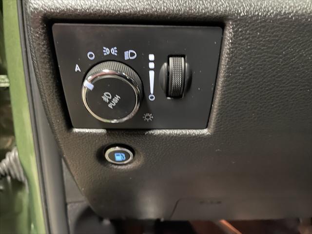 used 2021 Jeep Grand Cherokee car, priced at $25,499