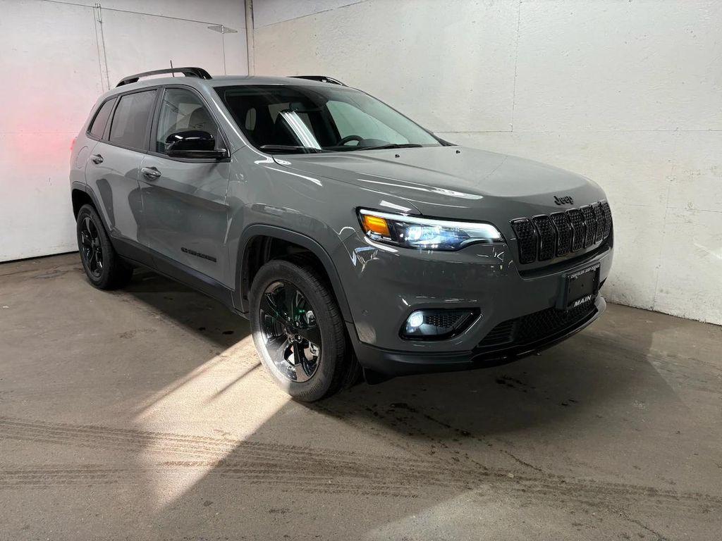 used 2023 Jeep Cherokee car, priced at $26,999