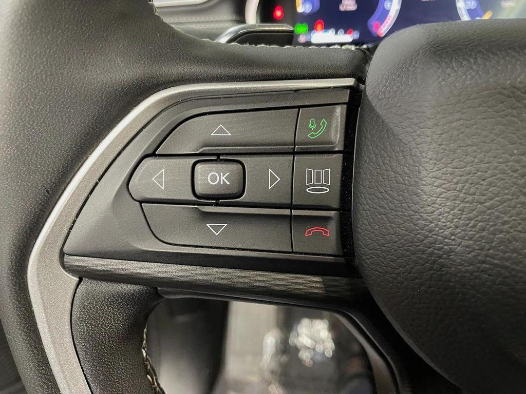 used 2023 Jeep Grand Cherokee car, priced at $34,999