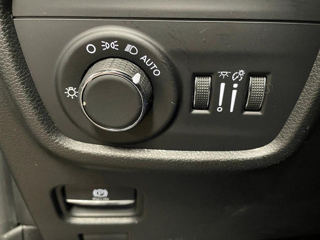 used 2023 Jeep Grand Cherokee car, priced at $34,999