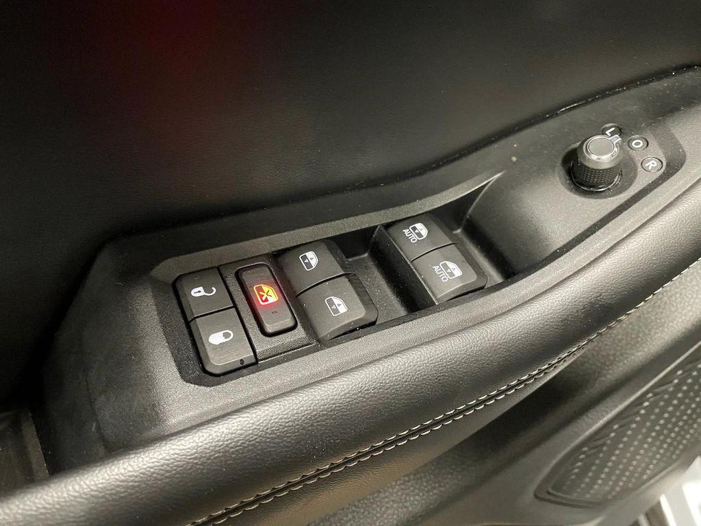 used 2023 Jeep Grand Cherokee car, priced at $34,999