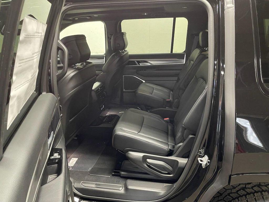 new 2025 Jeep Wagoneer car, priced at $75,530