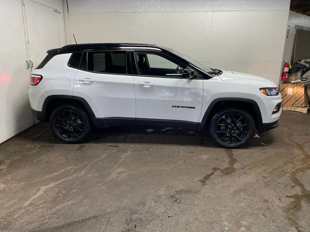 used 2022 Jeep Compass car, priced at $24,999