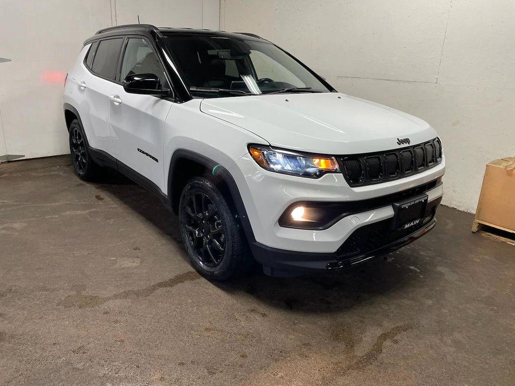 used 2022 Jeep Compass car, priced at $24,999
