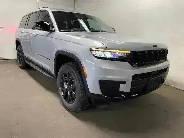 new 2024 Jeep Grand Cherokee L car, priced at $50,405