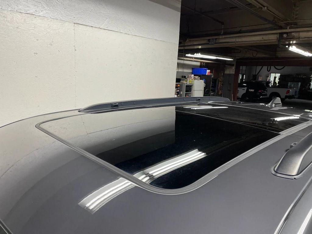 used 2022 Jeep Grand Cherokee car, priced at $33,954