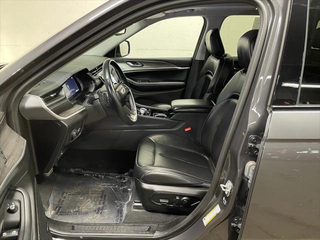 used 2022 Jeep Grand Cherokee car, priced at $34,999