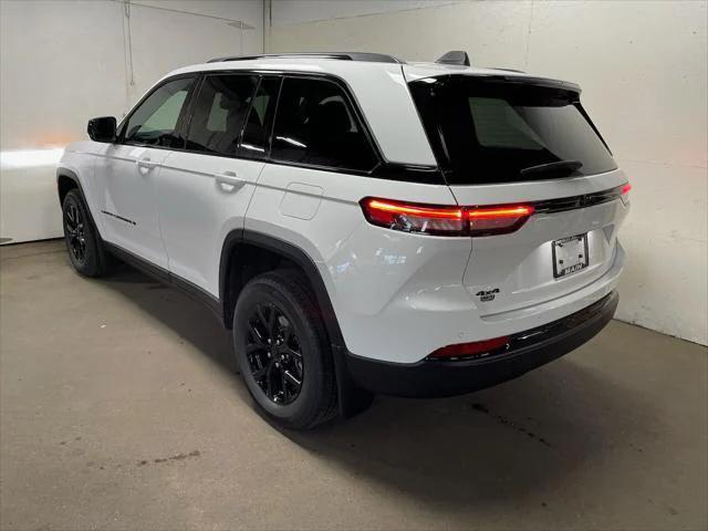 new 2024 Jeep Grand Cherokee car, priced at $47,360