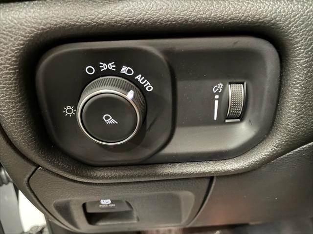 new 2025 Ram 1500 car, priced at $46,515