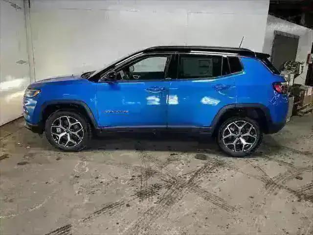 new 2025 Jeep Compass car, priced at $34,435