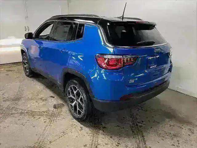 new 2025 Jeep Compass car, priced at $34,435