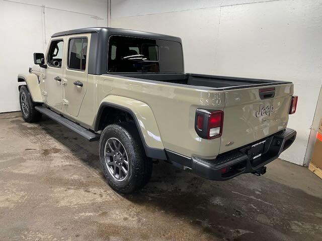 used 2020 Jeep Gladiator car, priced at $38,499