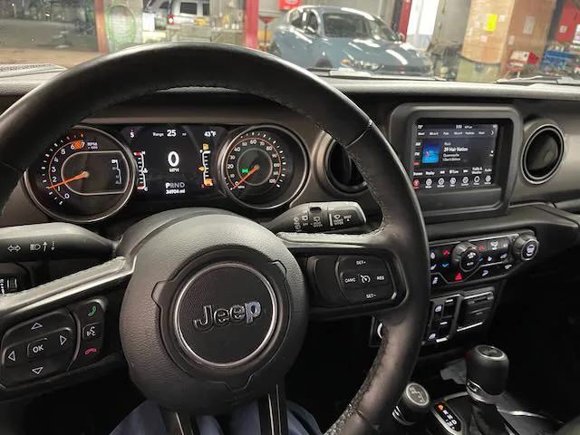 used 2020 Jeep Wrangler Unlimited car, priced at $31,754