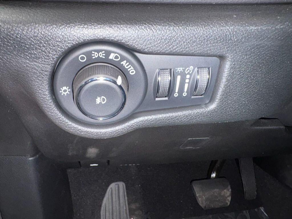 new 2026 Chrysler Pacifica car, priced at $49,355