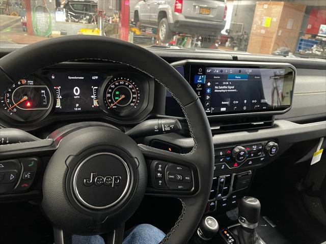 new 2025 Jeep Gladiator car, priced at $52,260