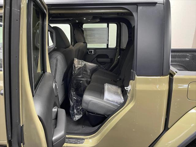 new 2025 Jeep Gladiator car, priced at $52,260