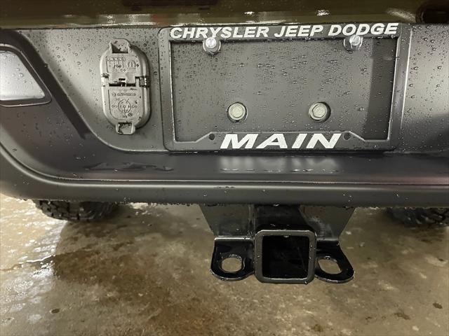 new 2025 Jeep Gladiator car, priced at $52,260