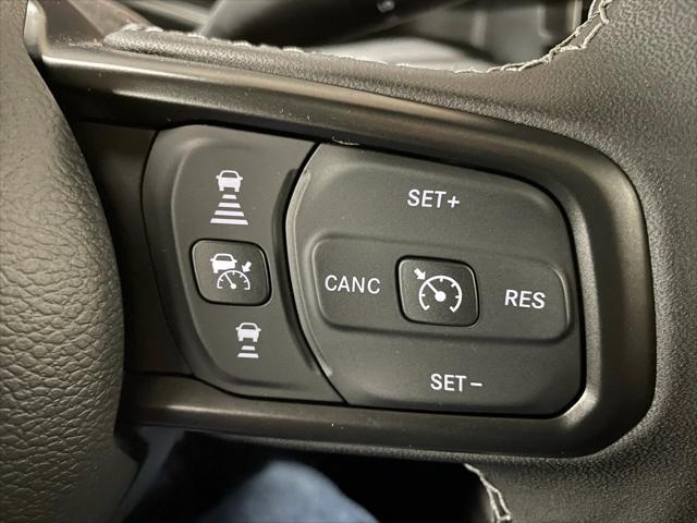 new 2025 Jeep Gladiator car, priced at $52,260