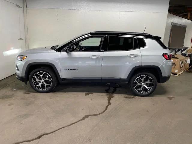 new 2024 Jeep Compass car, priced at $35,935