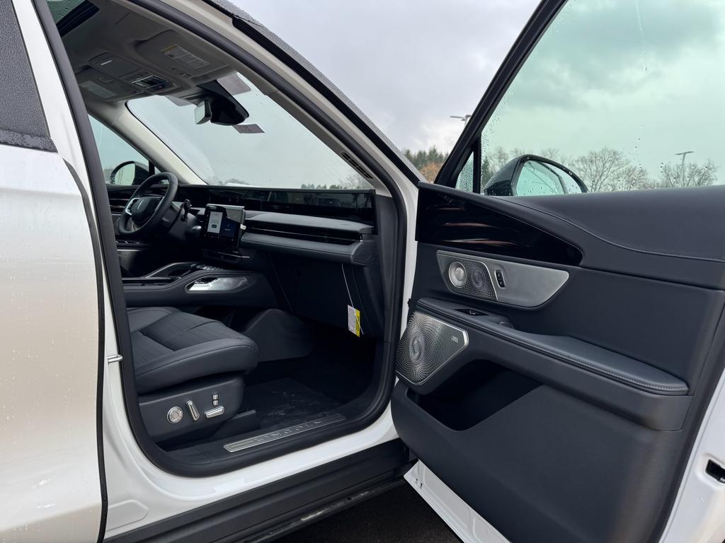 new 2026 Lincoln Nautilus car, priced at $78,210