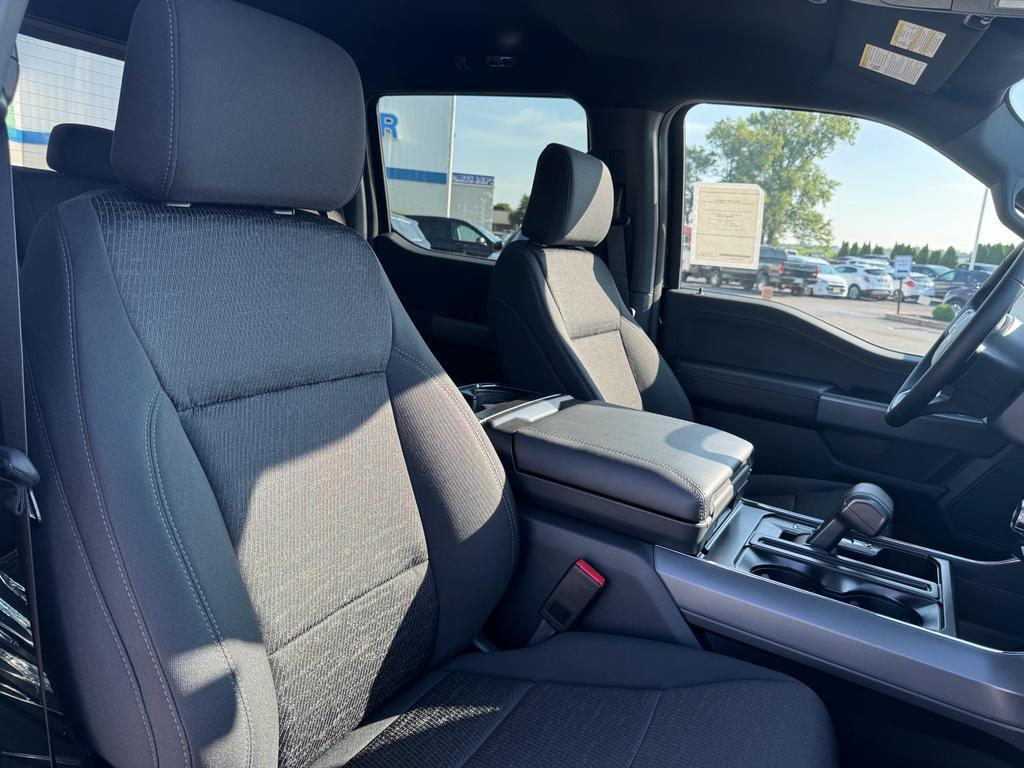 new 2025 Ford F-150 car, priced at $59,950