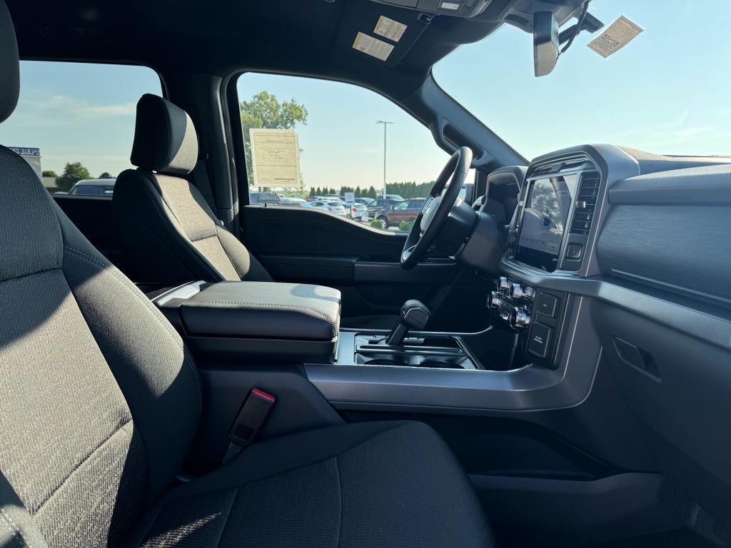 new 2025 Ford F-150 car, priced at $59,950