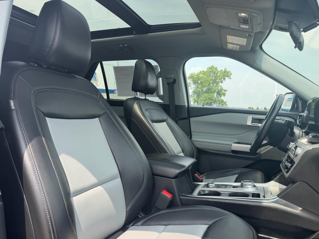 used 2023 Ford Explorer car, priced at $37,913