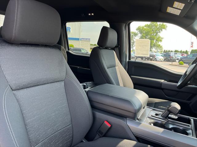 new 2025 Ford F-150 car, priced at $53,658