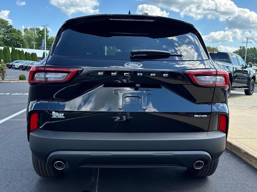 new 2025 Ford Escape car, priced at $30,945