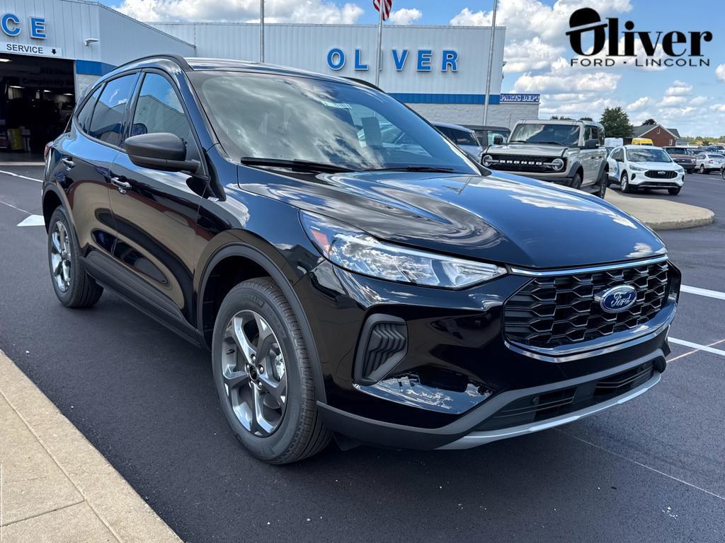 new 2025 Ford Escape car, priced at $30,945