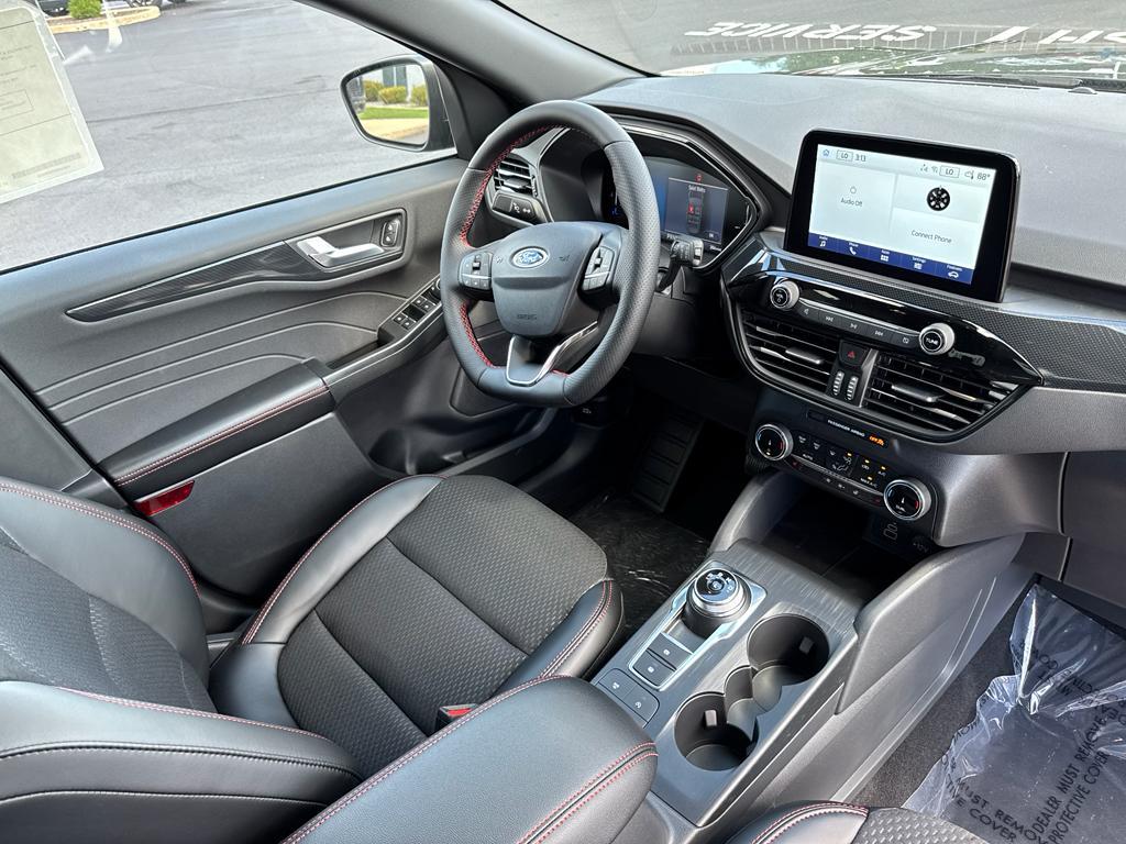 new 2025 Ford Escape car, priced at $30,945