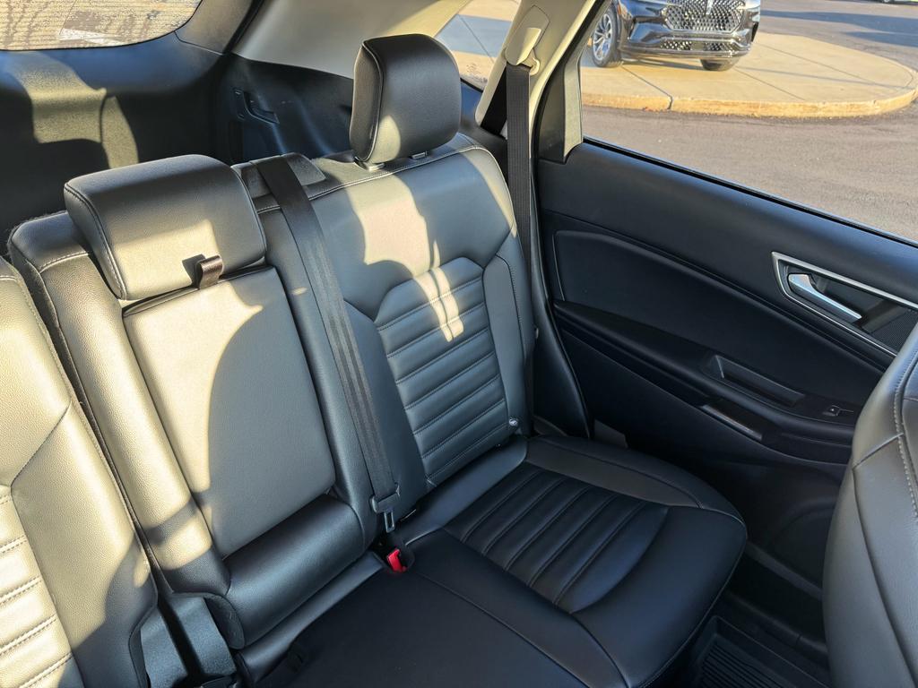 used 2022 Ford Edge car, priced at $24,875